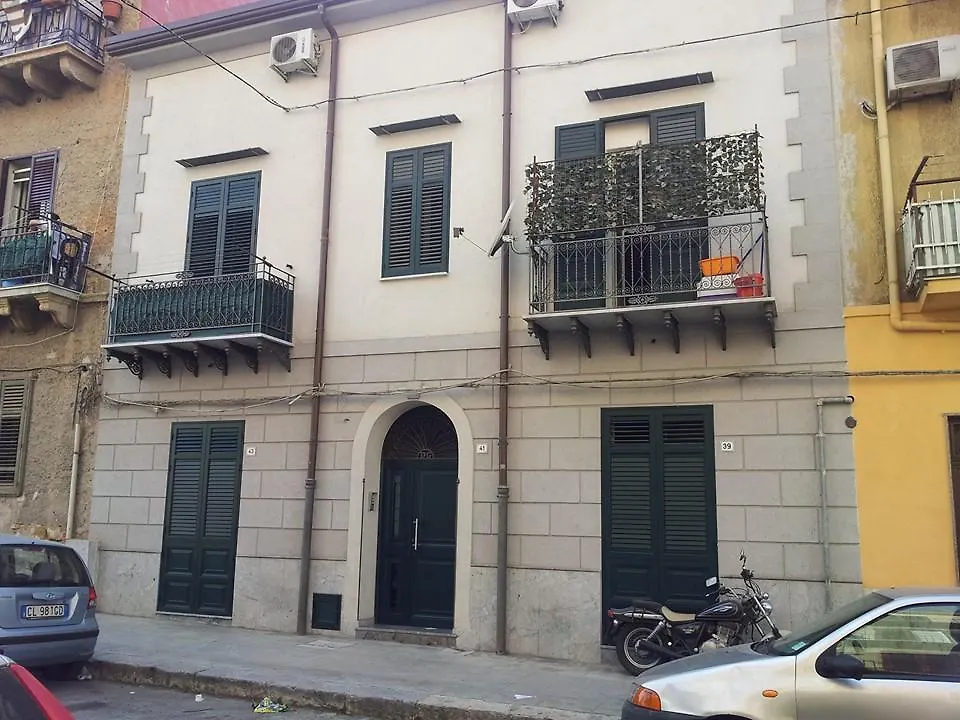 Palermo Central Apartments
